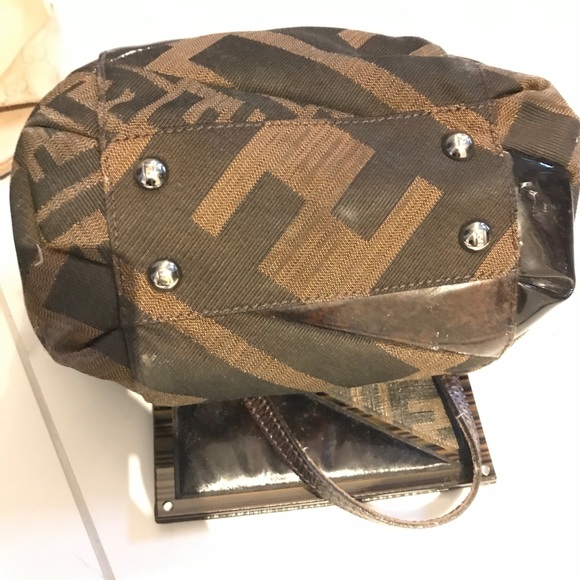 Fendi Purse - Picture 5 of 5